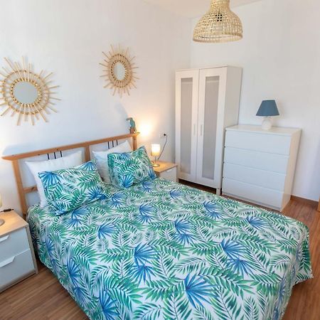 Holidays By The Sea Apartments Малага Экстерьер фото