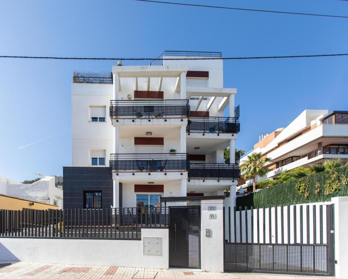 Holidays By The Sea Apartments Малага Экстерьер фото